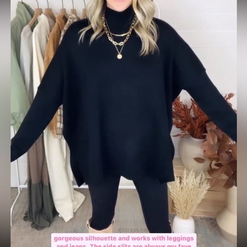 Entro Black oversized sweater size M/L
